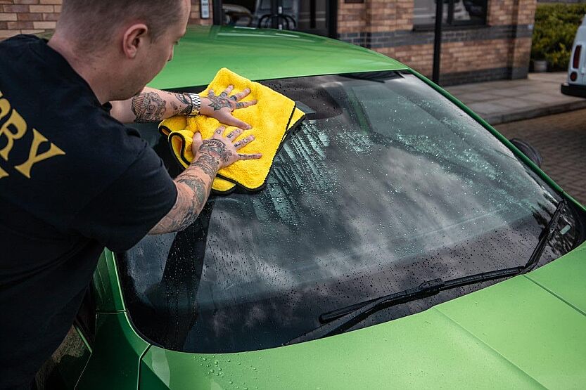 Meguiar's Supreme Shine Extra Büyük Kurulama Havlusu (1050GSM)